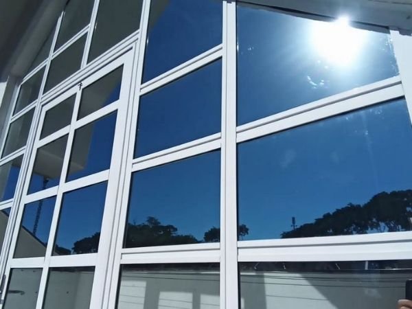 Garanta o isolamento solar com isofilme espelhado em Cornélio Procópio